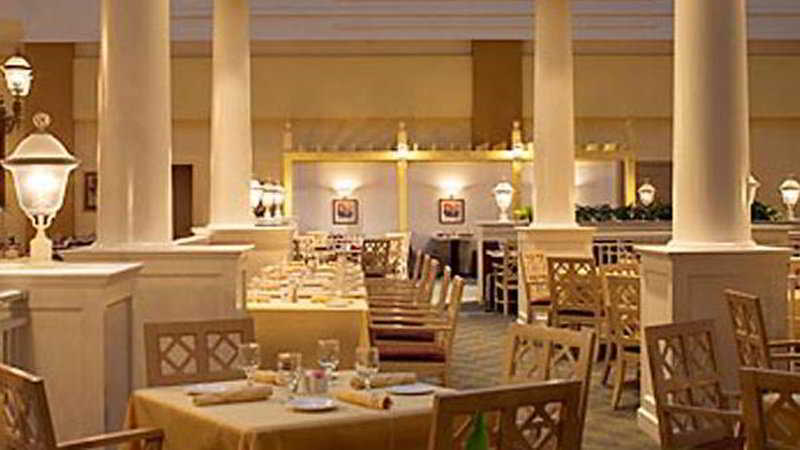 فندق روزمونتفي  أجنحة شيراتون شيكاجو أوهير المطعم الصورة